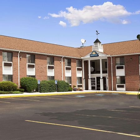 Days Inn By Wyndham Keene Nh Exterior foto