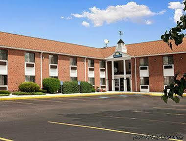 Days Inn By Wyndham Keene Nh Exterior foto